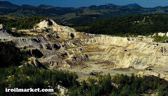 اکتشاف و توسعه استخراج طلا در انتاریو