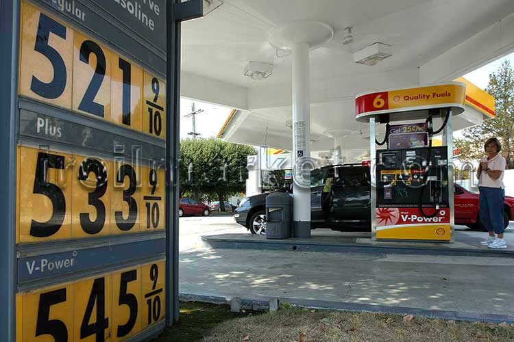 قیمت بنزین و گازوئیل در بازار آمریکا